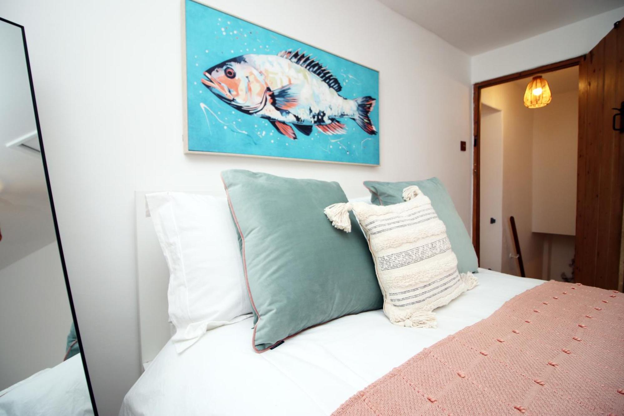 Little Gem In The Mumbles! Fishermans Cottage With Log Burner, Dog Friendly And Welcome Breakfast Hamper! المظهر الخارجي الصورة