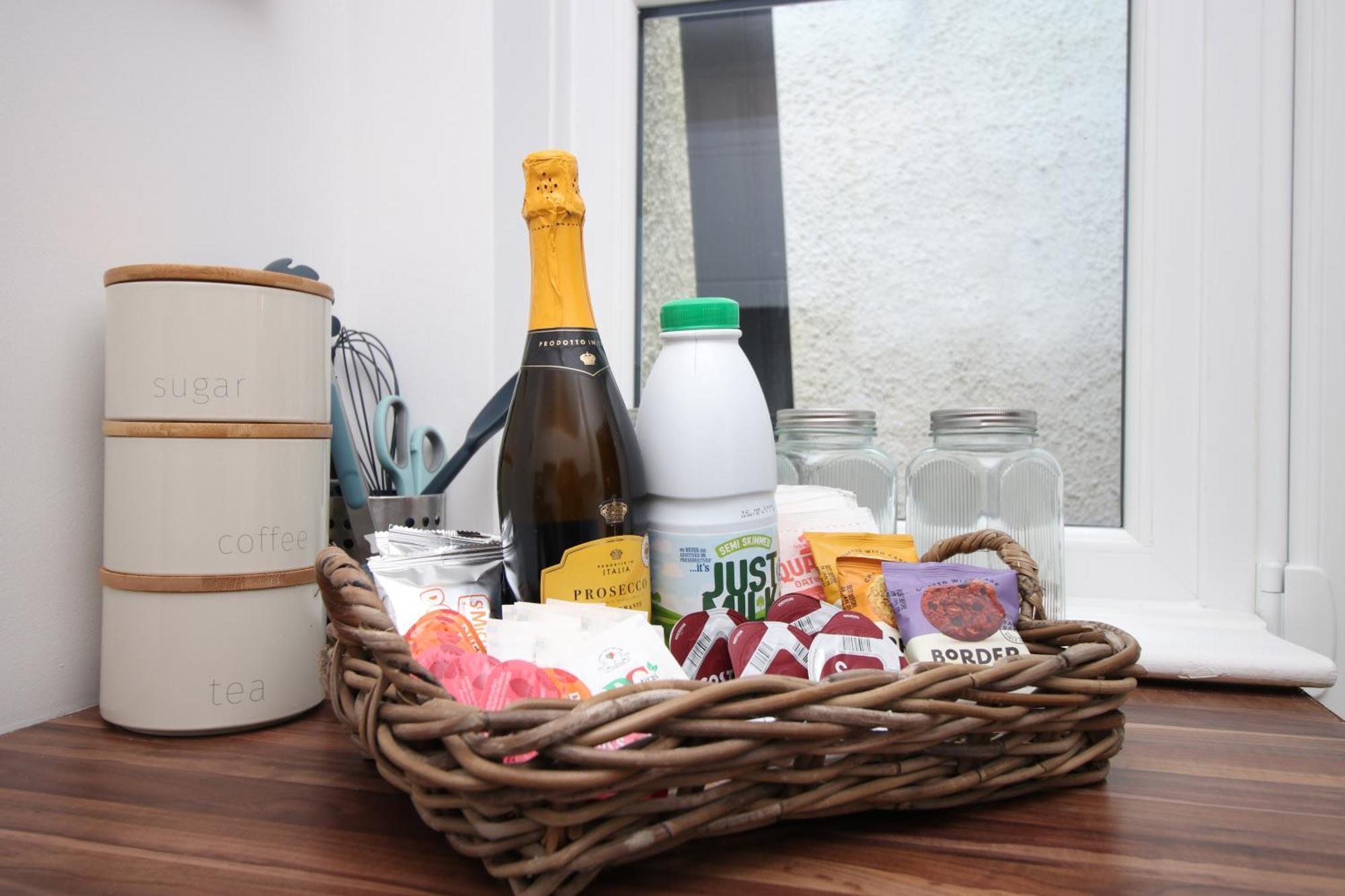 Little Gem In The Mumbles! Fishermans Cottage With Log Burner, Dog Friendly And Welcome Breakfast Hamper! المظهر الخارجي الصورة