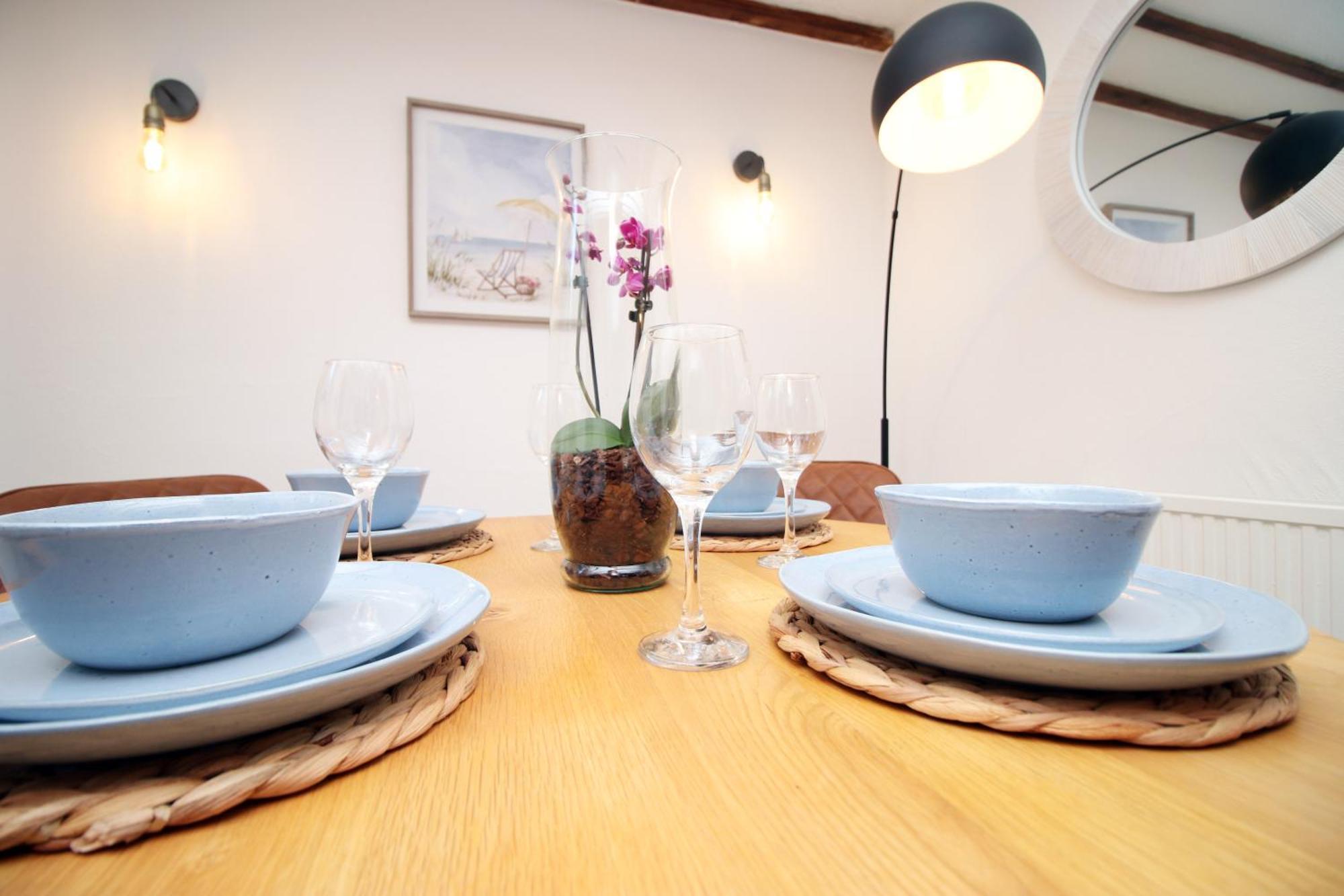 Little Gem In The Mumbles! Fishermans Cottage With Log Burner, Dog Friendly And Welcome Breakfast Hamper! المظهر الخارجي الصورة
