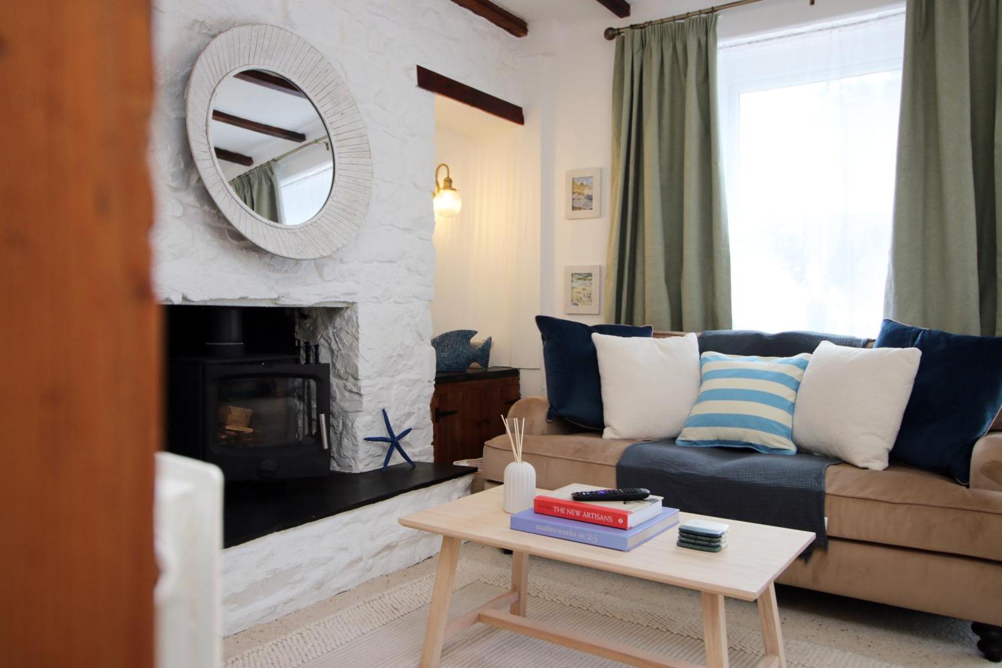 Little Gem In The Mumbles! Fishermans Cottage With Log Burner, Dog Friendly And Welcome Breakfast Hamper! المظهر الخارجي الصورة
